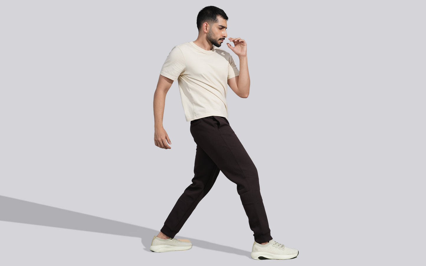 Lush Glider For Men : Ivory