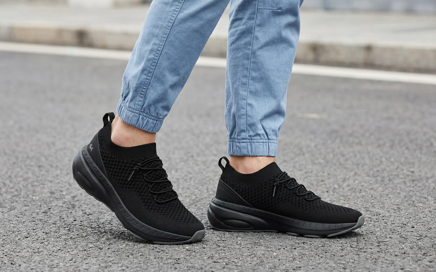 Begin Walk Soothe Lace Ups for Men : Black