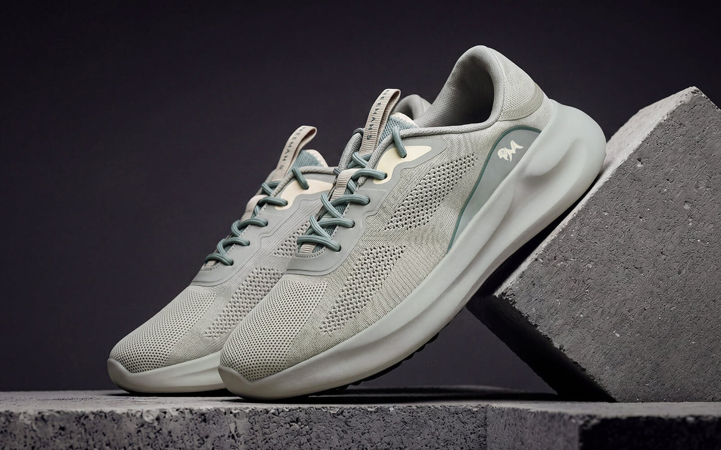 DuoForm Sneakers for Men : Grey