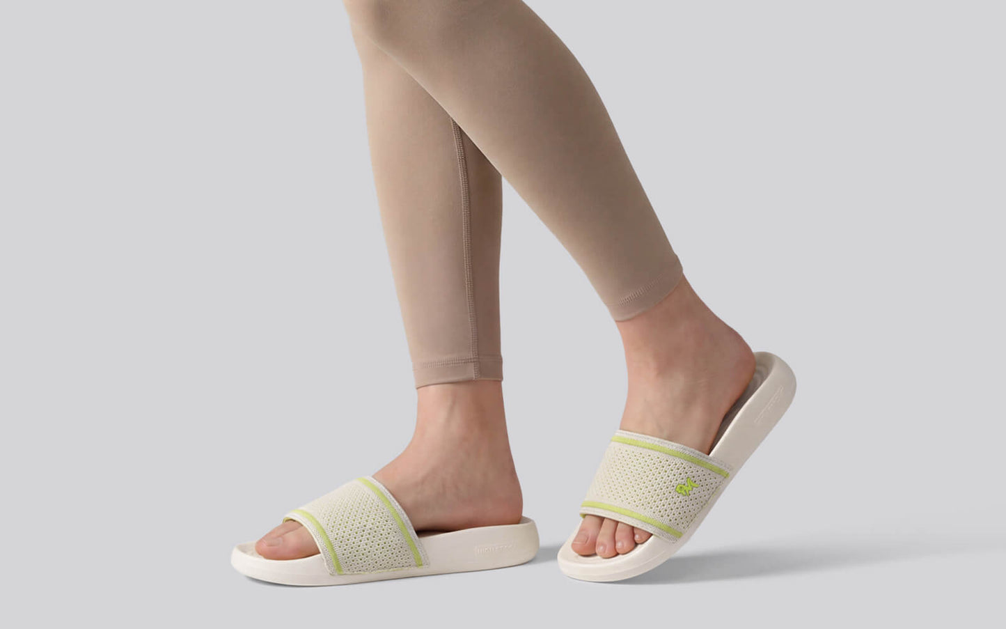 High Sprout Knitro Slides For Women : White