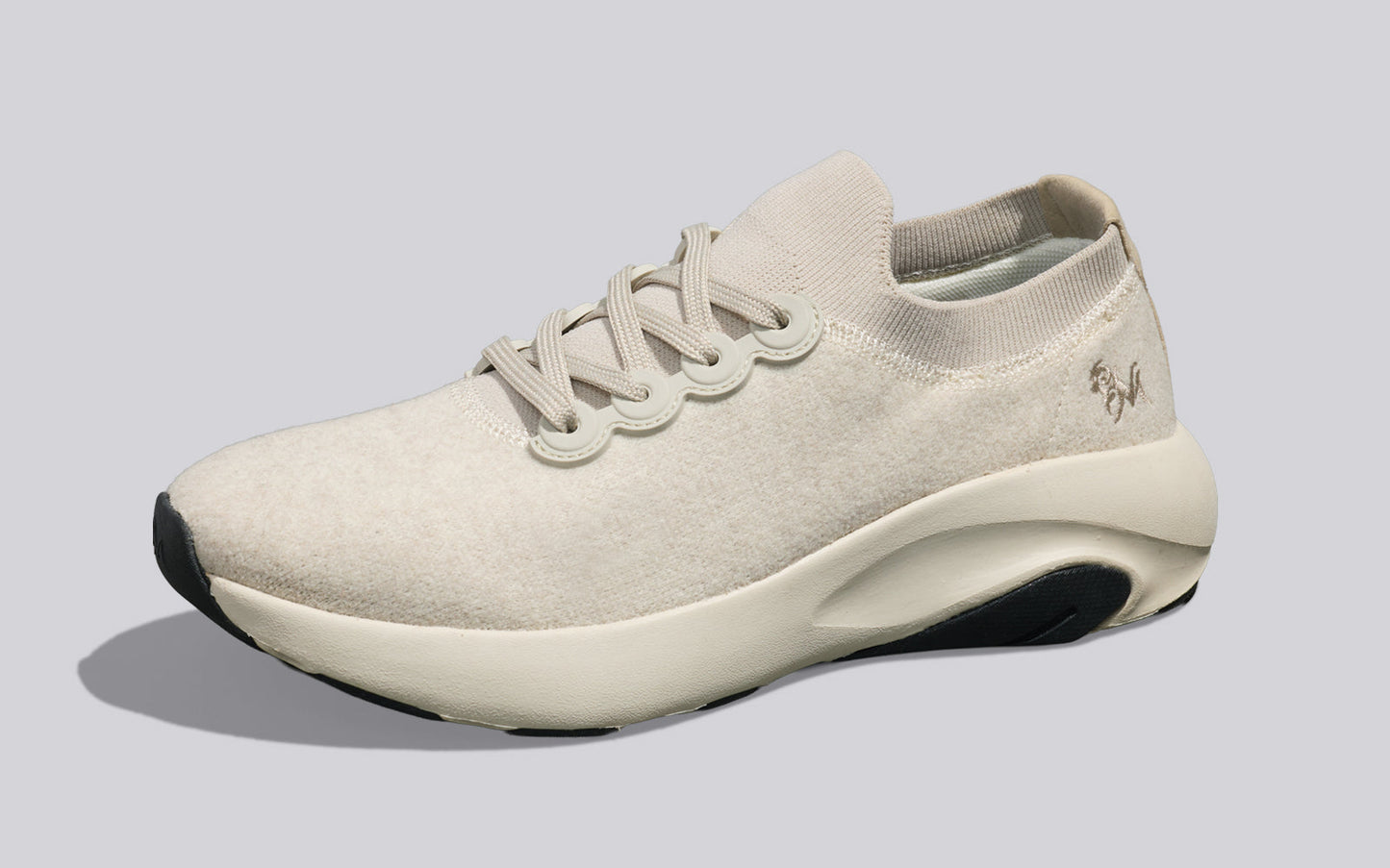 Lush Glider For Men : Ivory