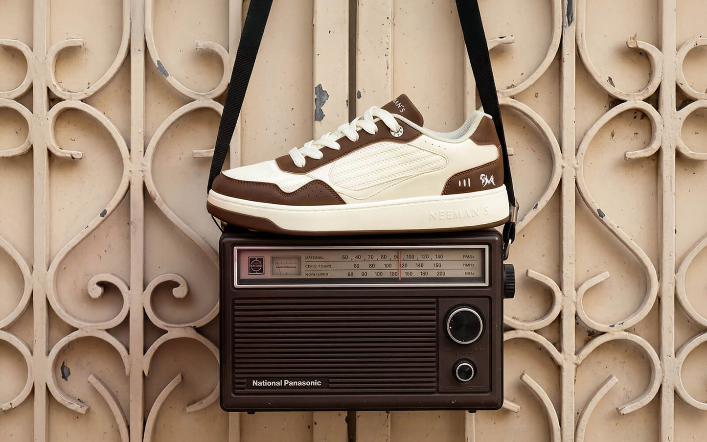 Remix Modish : Ivory Brown